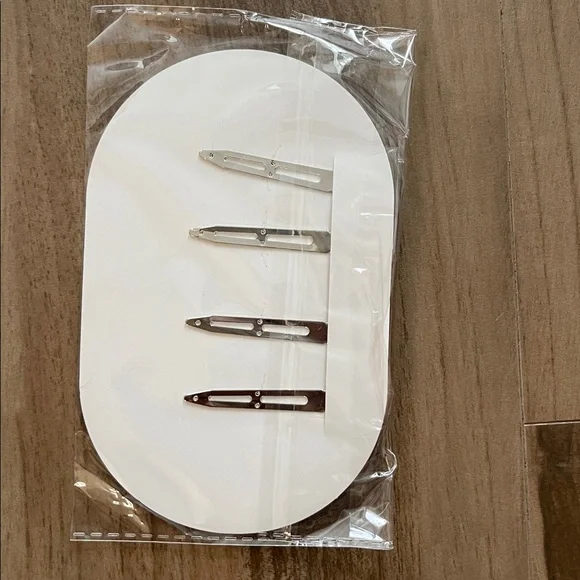 NWT Laneige Blue and Silver  Hair Clips set of 4 - Picture 3 of 3